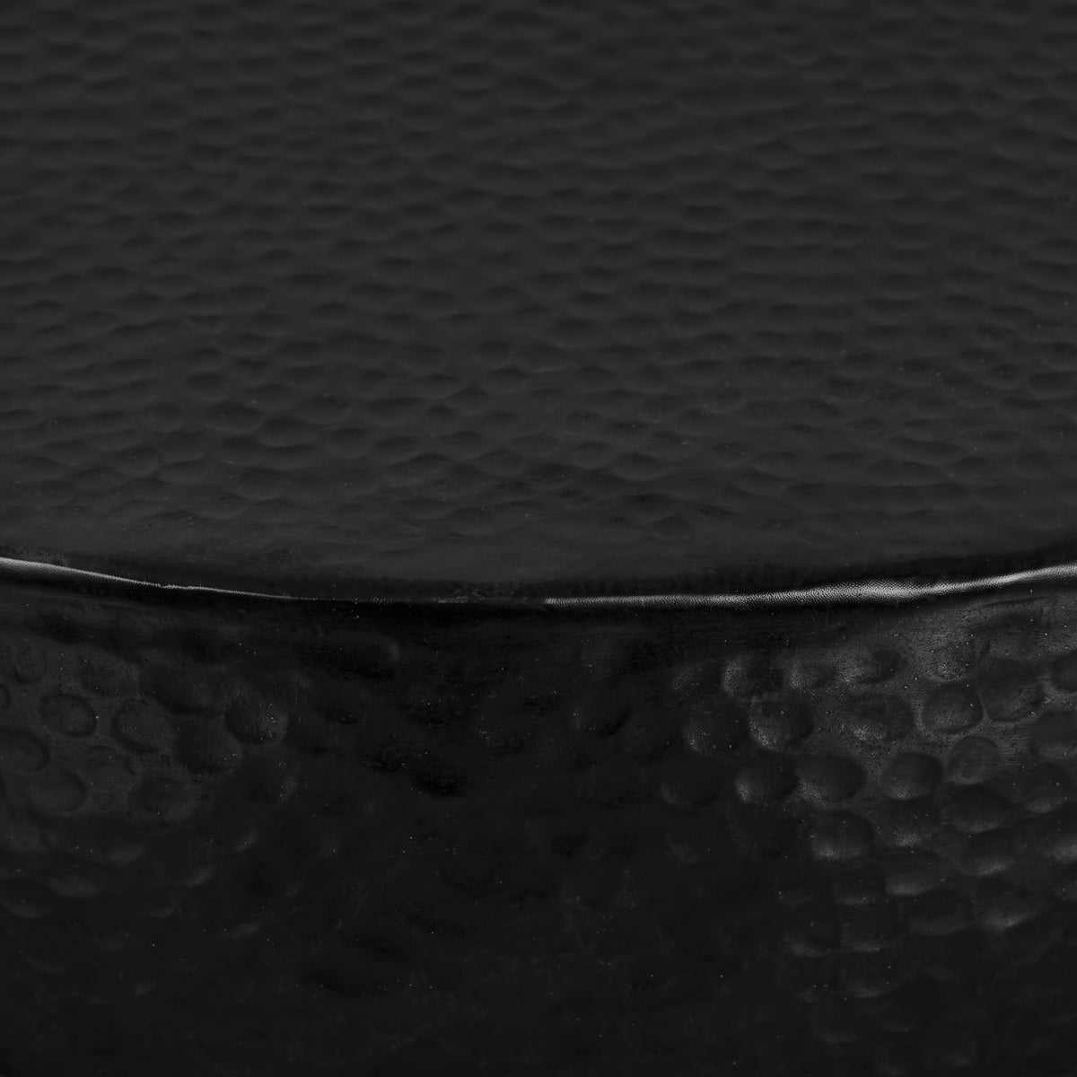 Table basse ronde Berlin – Aluminium martelé noir Ø 70 cm